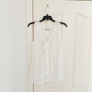 Old Navy Cream/White Neck Tie Sleeveless Blouse